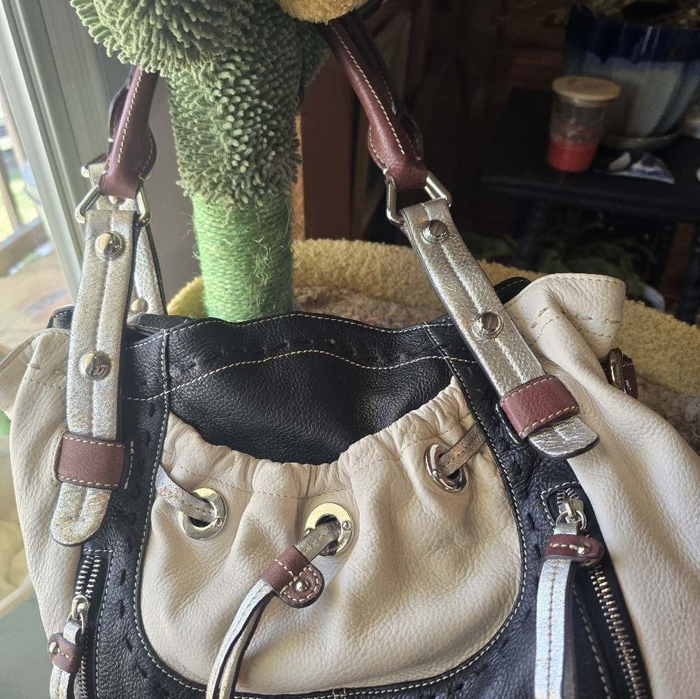 B Makowsky Bag